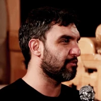 خیلی سادهس عاشقی