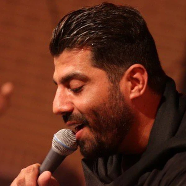 تصویر روح الله بهمنی - همه منتظرن مادرش برسه