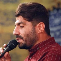دارن از تو آسمون میان