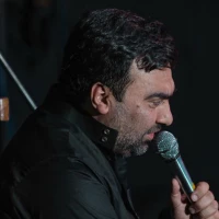 هر لحظه در سکوت غمت داد میزند