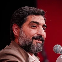 آن‌که با عشق حسینی گشته همدم زینب است