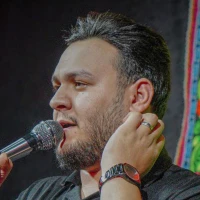 باز از دلم میخونم
